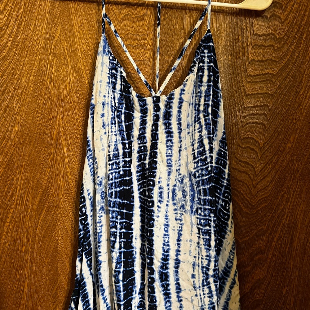 Cute Top - Picture 2 of 3